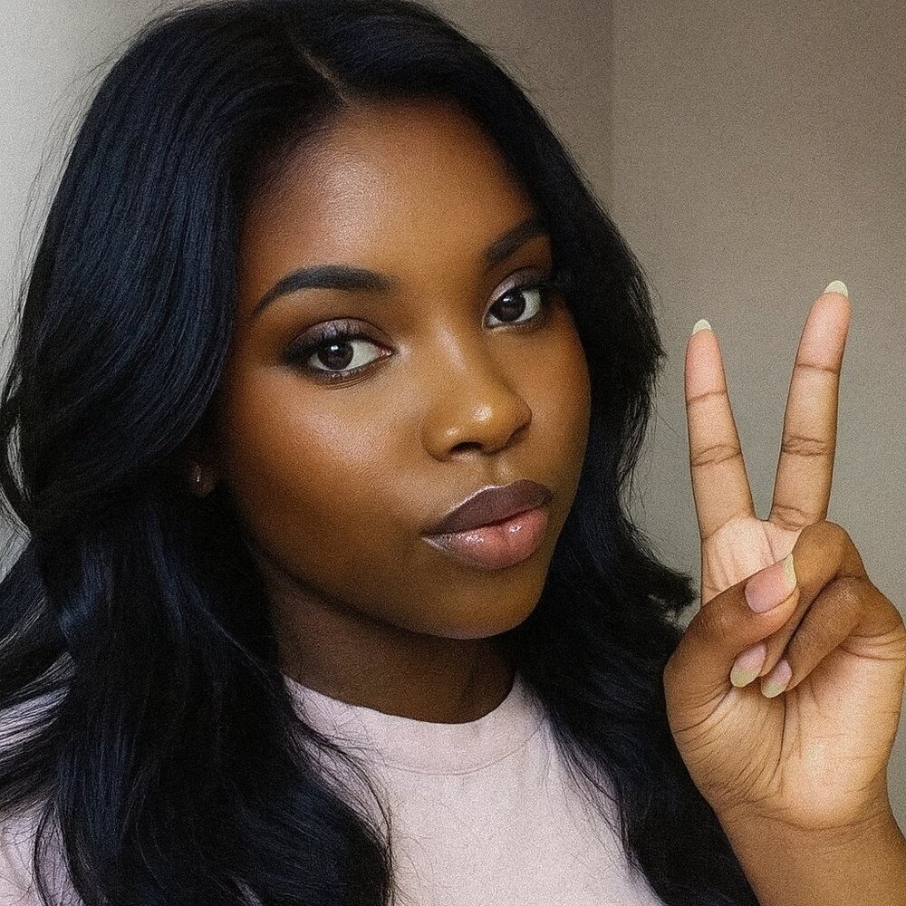 Meet your Posher, Eily